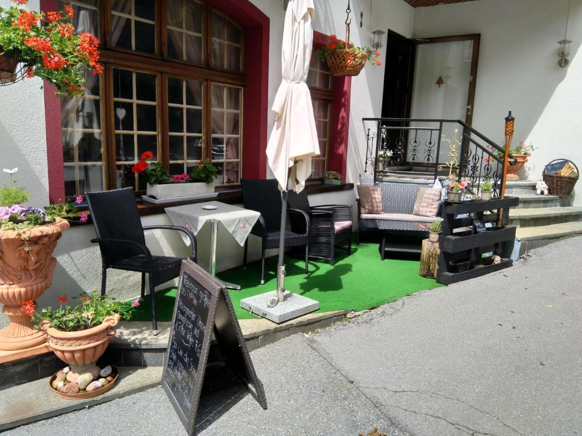 Hotel Restaurant Escher Leukerbad Exterior photo